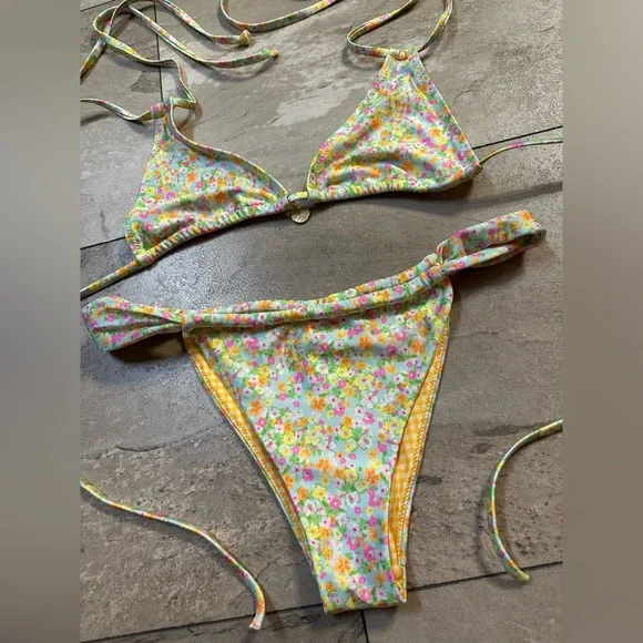 Kulani Kinis X Lounge Bikini Set in Coco Mango - Picture 2 of 6